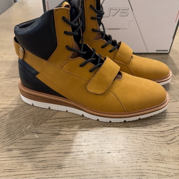 J75 Mens Wolfram Hybrid Chukka Boot Size 10